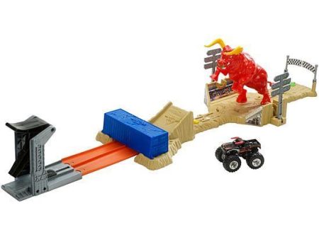 Hot Wheels Monster Jam El Toro Loco Showdown Play Set Fashion